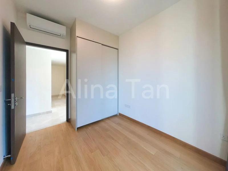 3 Bed Condo for Sale in  Park Place Residences at Plq - Image 4